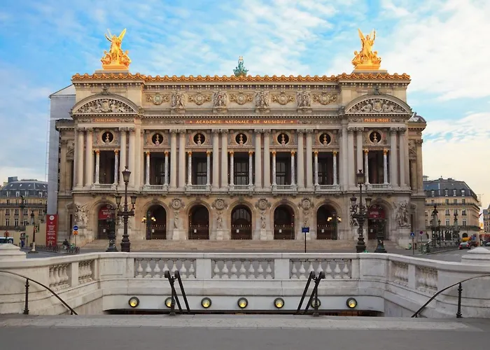 The Typical Parisian Flat - Louvre Royal - 1 Apartment