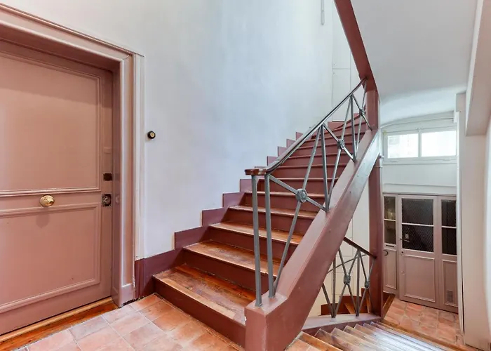 The Typical Parisian Flat - Louvre Royal - 1