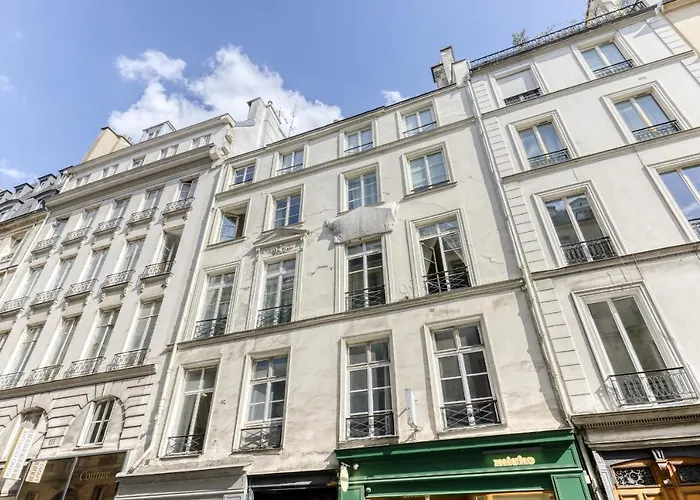 The Typical Parisian Flat - Louvre Royal - 1